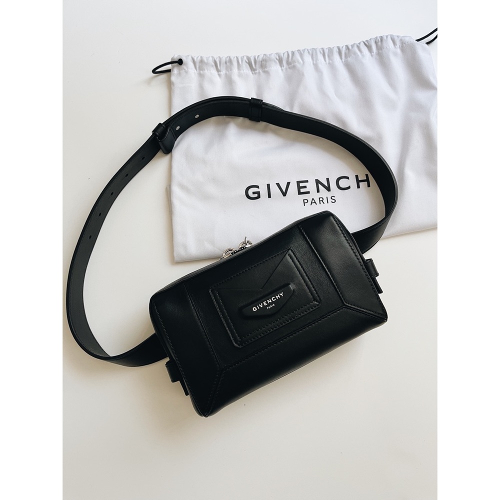 Authentic Givenchy Envelope Leather Bum Bag Belt Bag